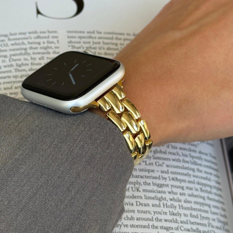 Slim and feminine Apple Watch band with a luxurious design, perfect for the clean girl aesthetic. Stylish, elegant, and compatible with Apple Watch Series 9, Series 8, Ultra, SE, and more