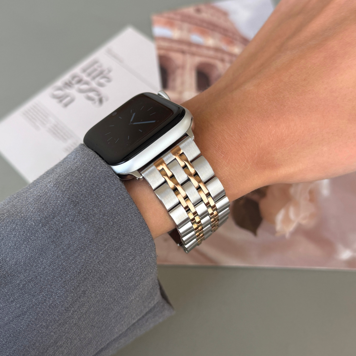 Stainless steel, waterproof Apple Watch band with a minimalist yet classy design and a secure, comfortable clasp. Unisex and high-quality. Compatible with Apple Watch Series 1-10, SE, and Ultra.