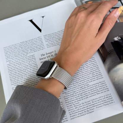 Apple Watch Band, iWatch loop strap 45mm 44mm 42mm 41mm 40mm 38mm, Luxury Women Metal Bracelet, Apple Watch 10 loop armband gift