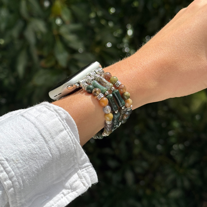 Boho chic agate Apple Watch bracelet strap for women – handmade beaded design