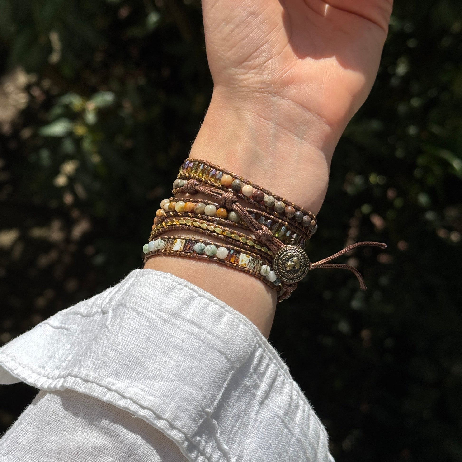 Women’s boho Apple Watch bracelet – stylish handmade beaded agate strap