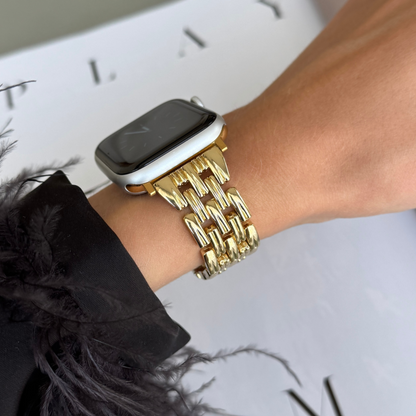 Feminine stainless steel Apple Watch band with a smooth interior and sleek, fashion-forward design. Available in gold, rose gold, silver, and black. Elevates every outfit. Compatible with Apple Watch Series 1-10, SE, and Ultra