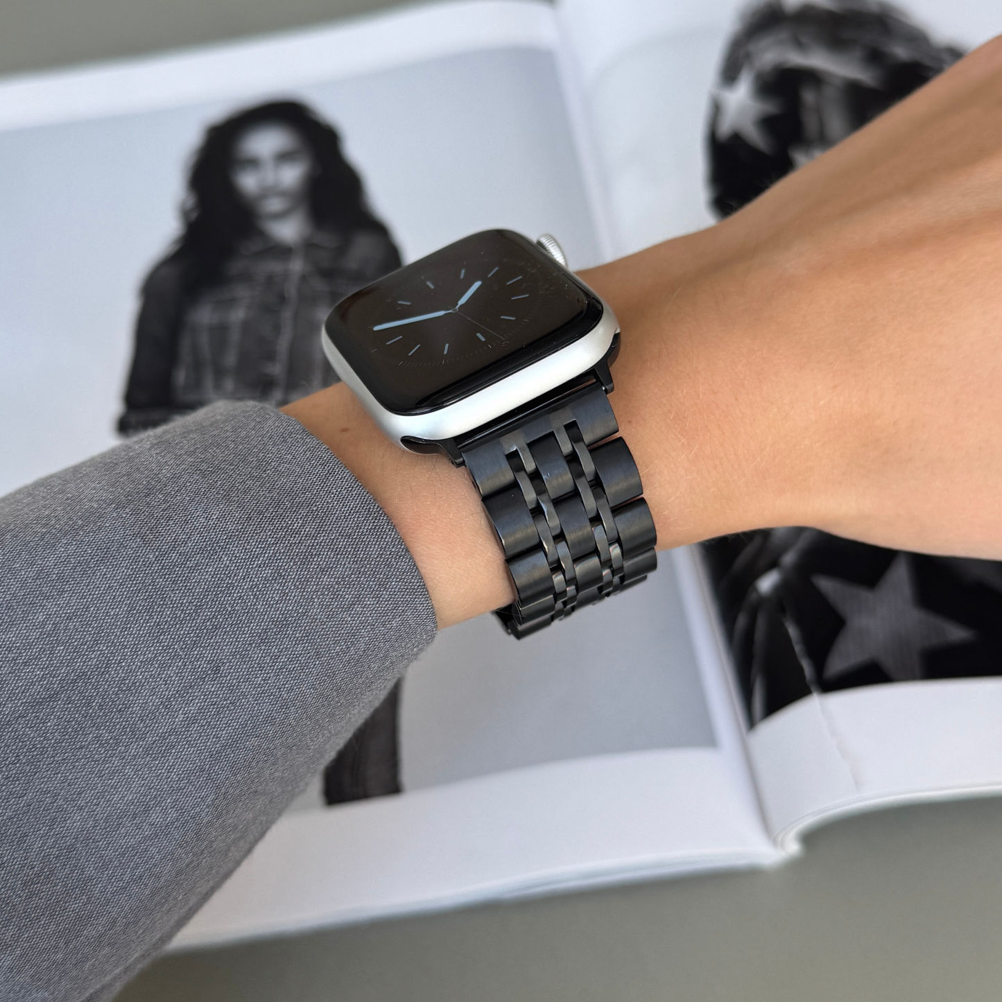 Stainless steel, waterproof Apple Watch band with a minimalist yet classy design and a secure, comfortable clasp. Unisex and high-quality. Compatible with Apple Watch Series 1-10, SE, and Ultra.